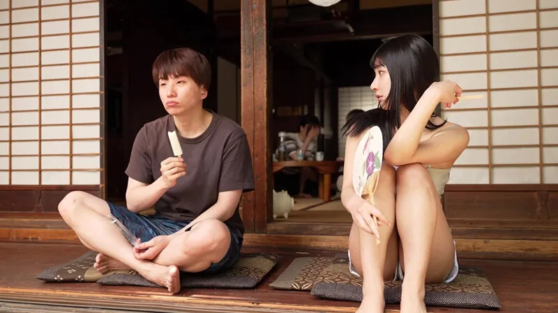 sex áo sơ mi Nằm giữa nhà bắt con vợ dâm ngậm cu