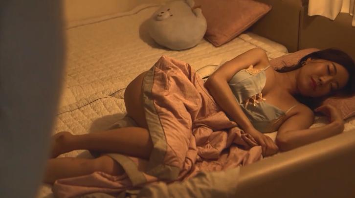 phim hiến ngư Bắt em gái mặc áo dài địt cho kích thích